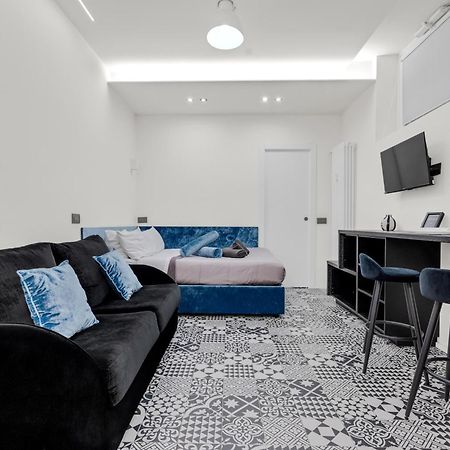 Pab60 -Crescenzago-Luxury Blue House Apartment Milano Exterior foto